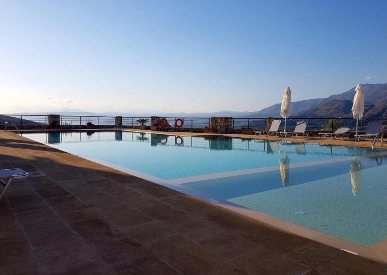 Arbutus - Relaxing Apartment With Fantastic Views Georgioupoli Exteriör bild